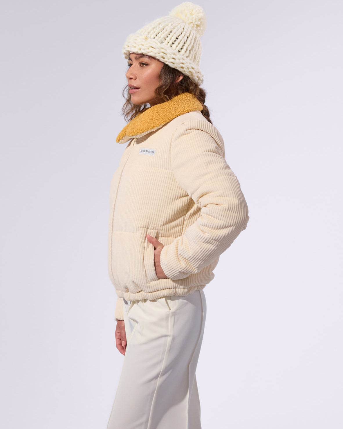 
                    
                      Cord Blouson - KERSY STRAUSS
                    
                  