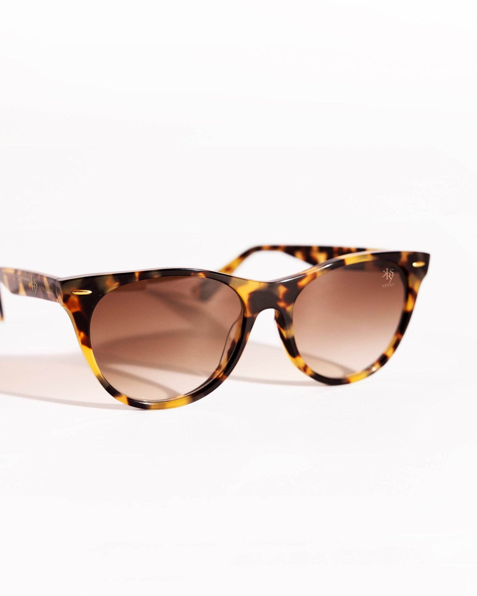 
                    
                      KERSY Sunglasses - KERSY STRAUSS
                    
                  