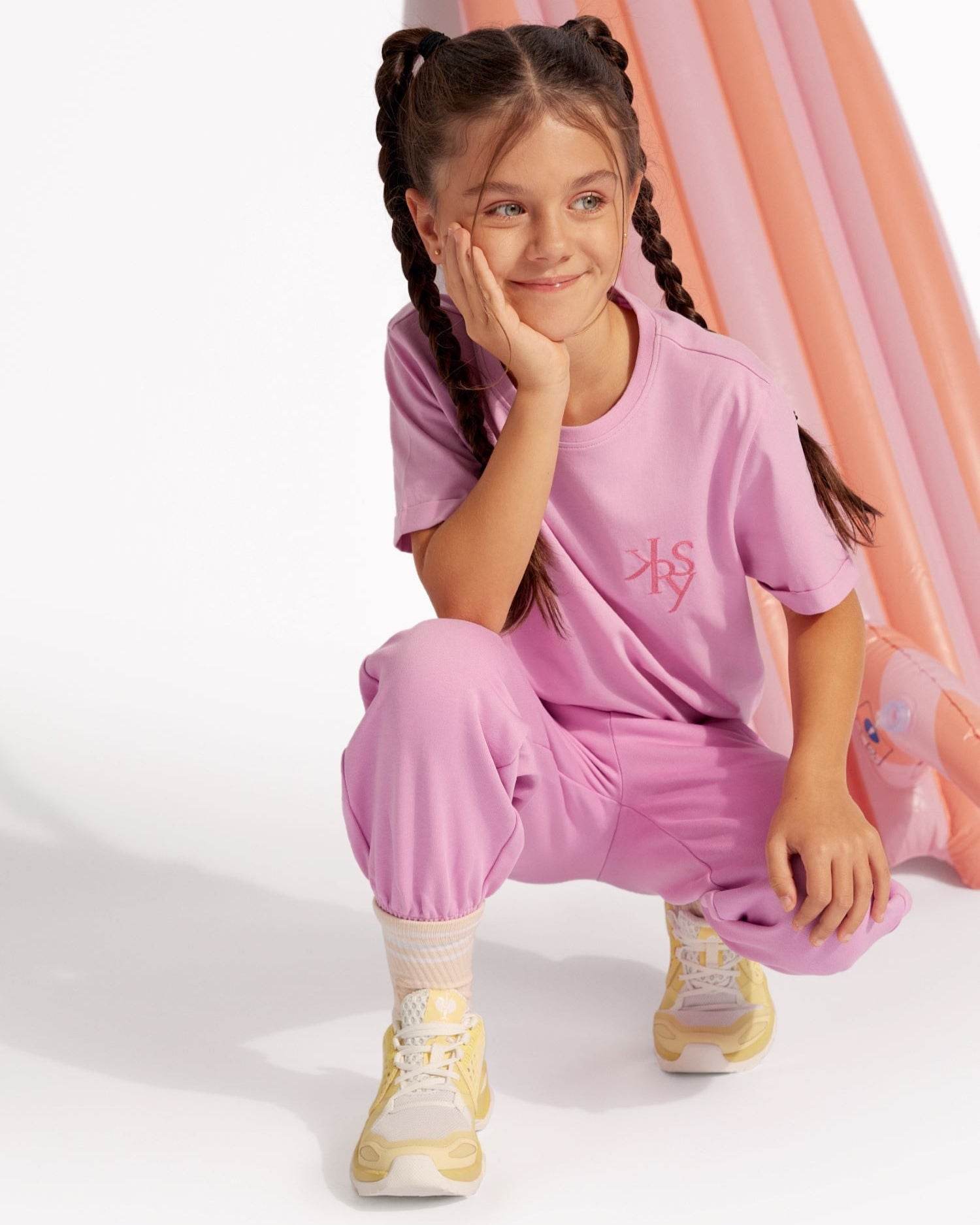 
                    
                      KERSY Studio Kids Sweat Pants - KERSY STRAUSS
                    
                  