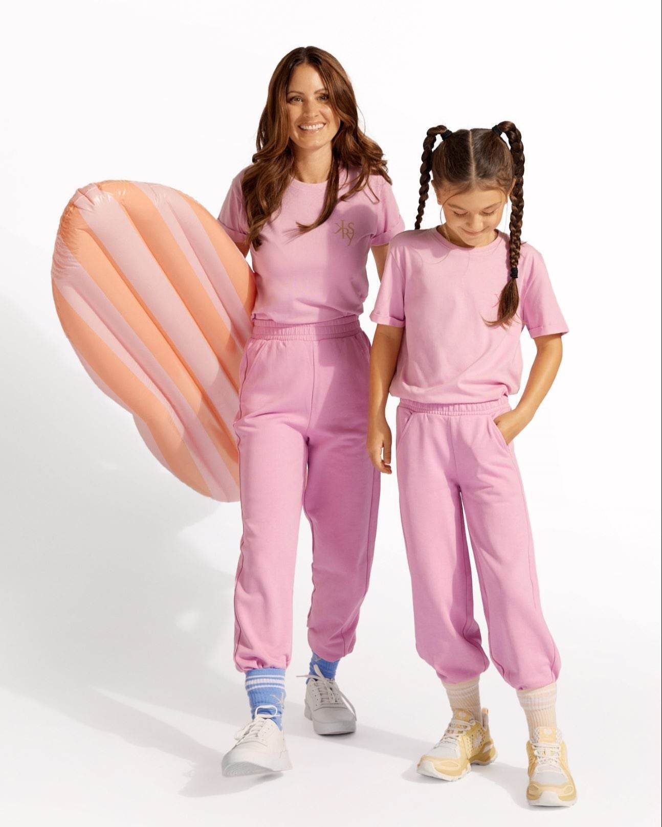 
                    
                      KERSY Studio Sweat Pants - KERSY STRAUSS
                    
                  