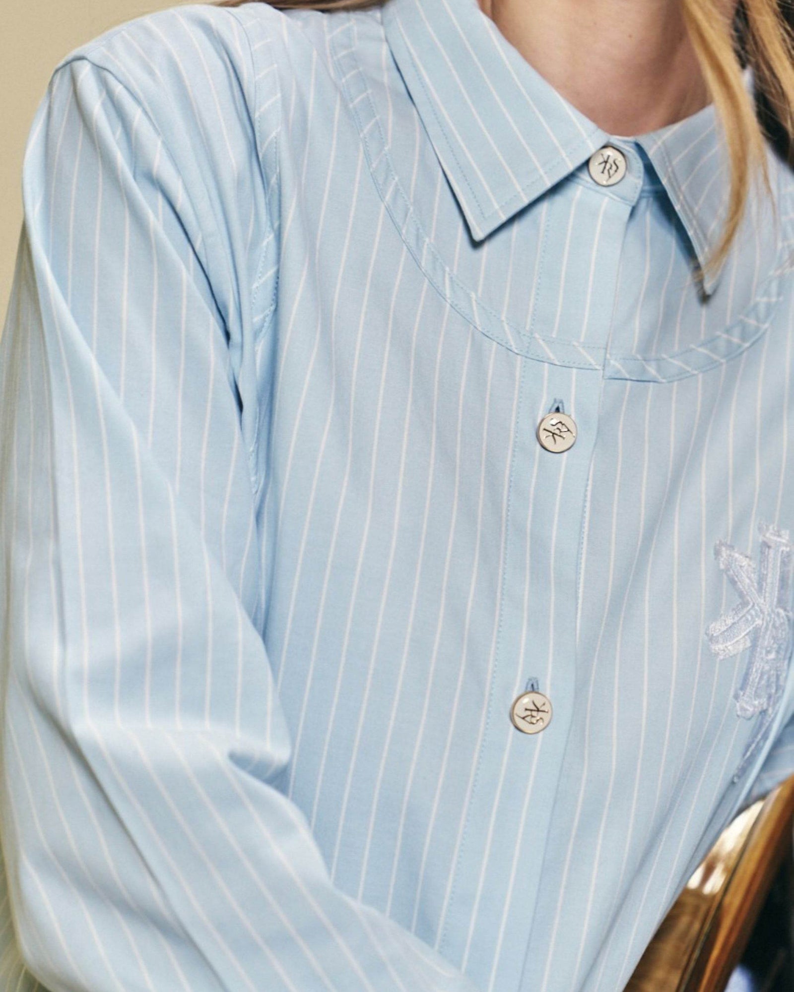 
                    
                      KERSY Studio Blouse - KERSY STRAUSS
                    
                  