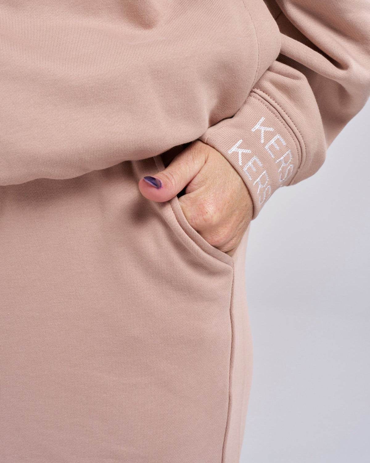 
                    
                      KERSY Studio Sweat Pants - KERSY STRAUSS
                    
                  