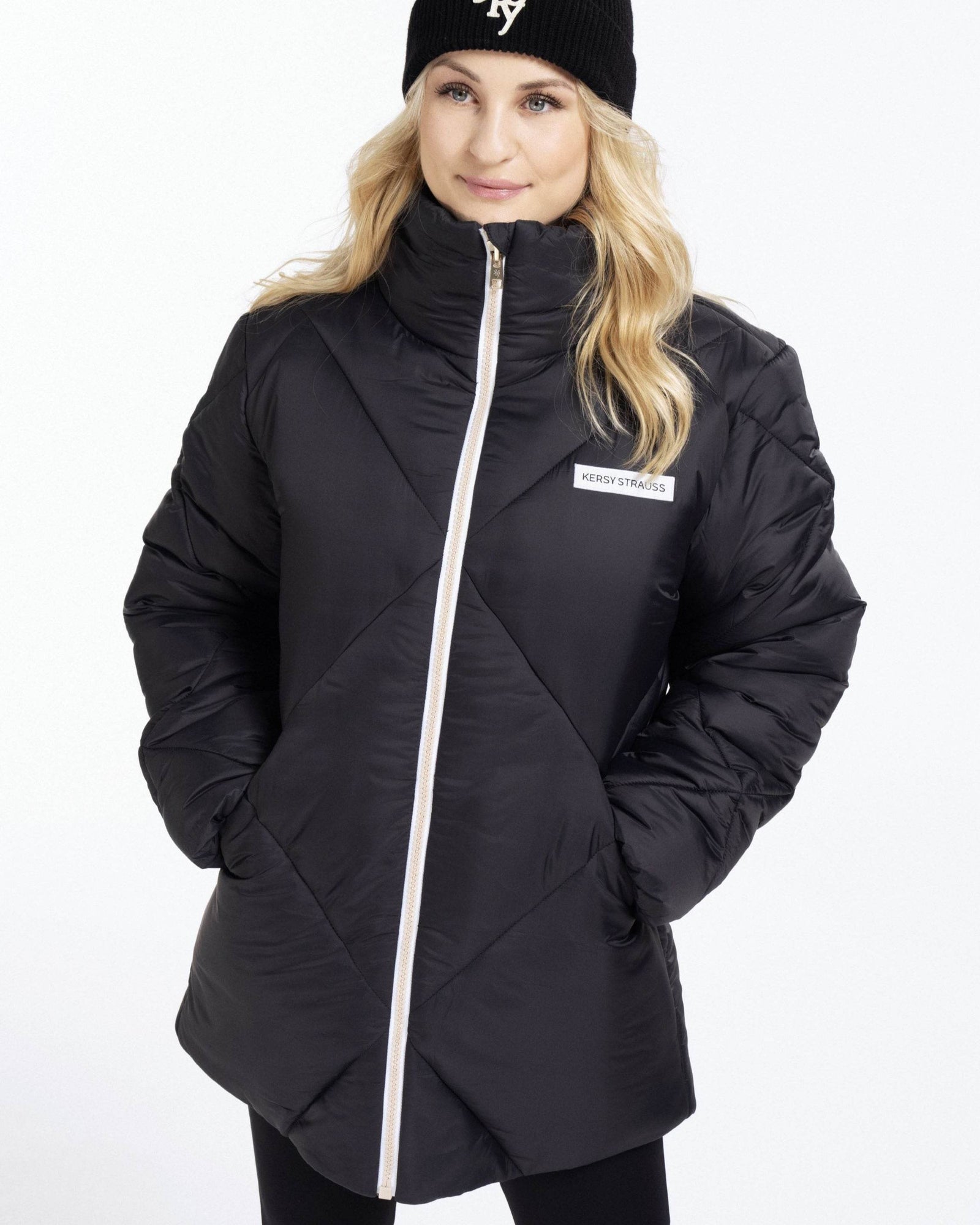 
                    
                      KERSY Studio Puffer Jacket - KERSY STRAUSS
                    
                  