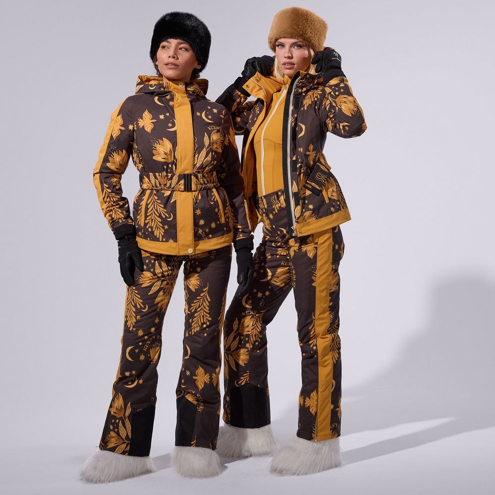 KERSY Strauss AW25 Hacienda Snow Suit – stylish, modern und warm für winterliche Abenteuer.