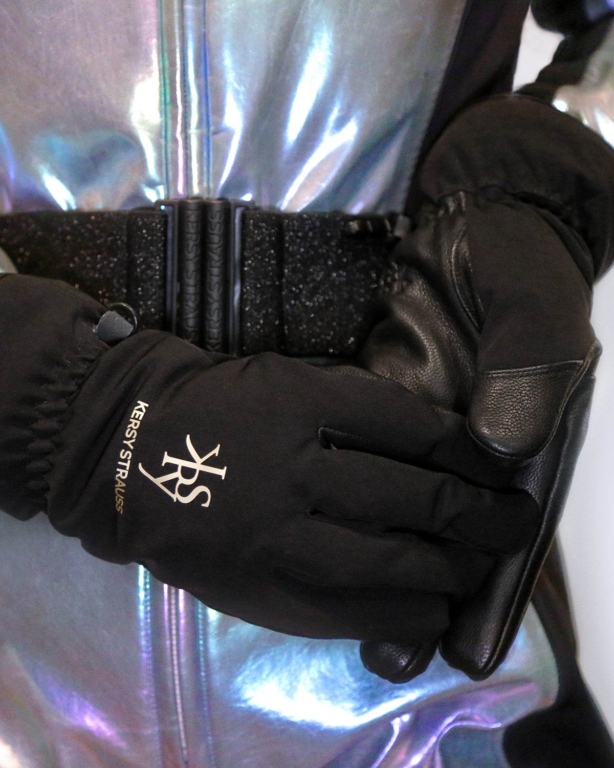 
                    
                      Insulated Winter Gloves - KERSY STRAUSS
                    
                  