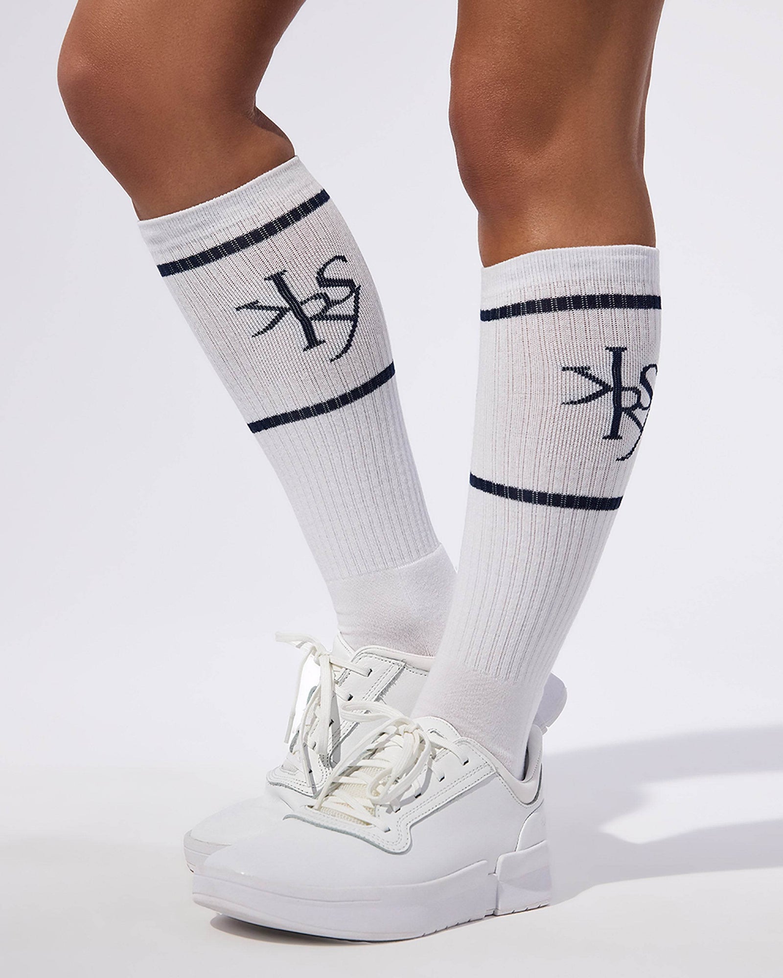 
                    
                      KERSY Baseball Knee Socks 2er-Pack - KERSY STRAUSS
                    
                  