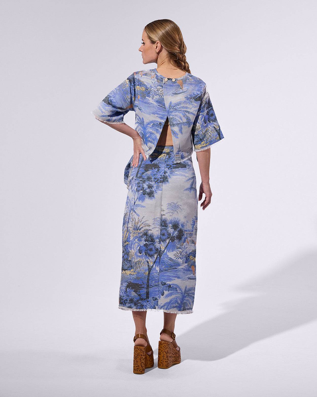 
                    
                      La Baja Jacquard Wrap Skirt - KERSY STRAUSS
                    
                  