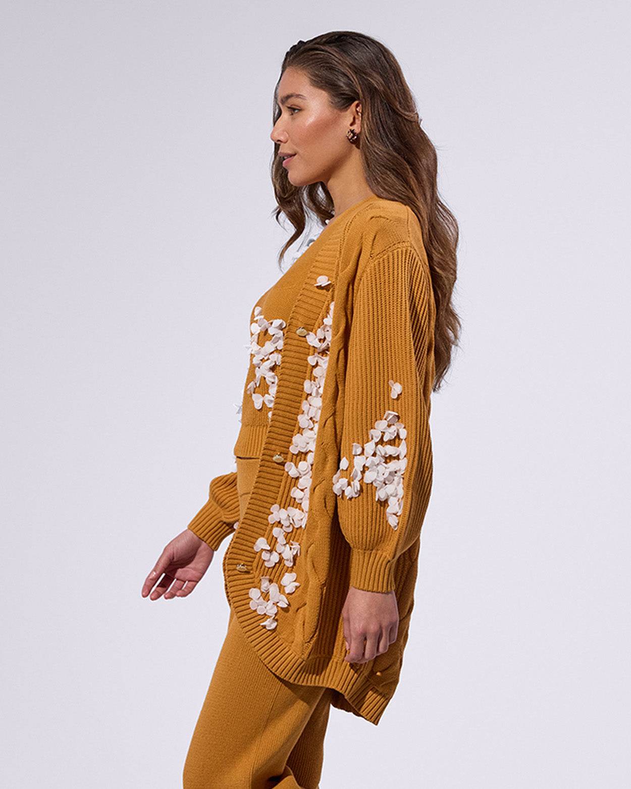 
                    
                      Knit Cardigan Flowers - KERSY STRAUSS
                    
                  